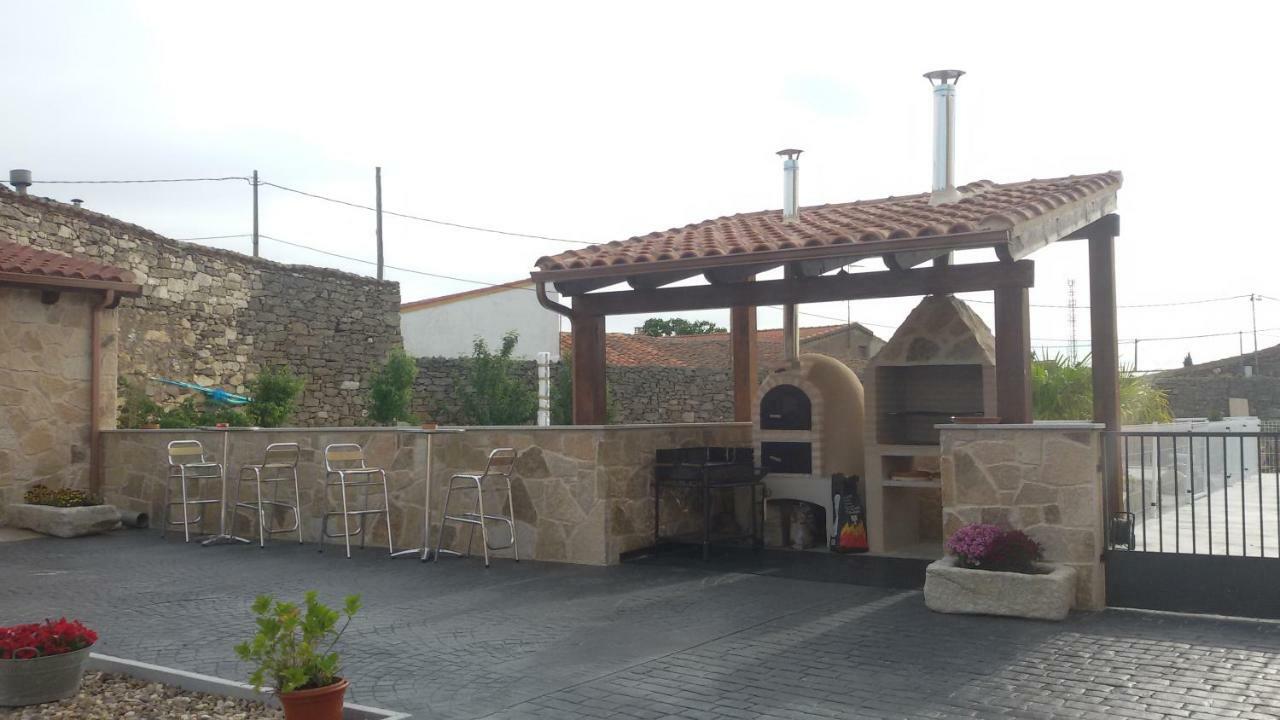 Gasthaus El Pilar De Don Gregorio Pereruela Exterior foto